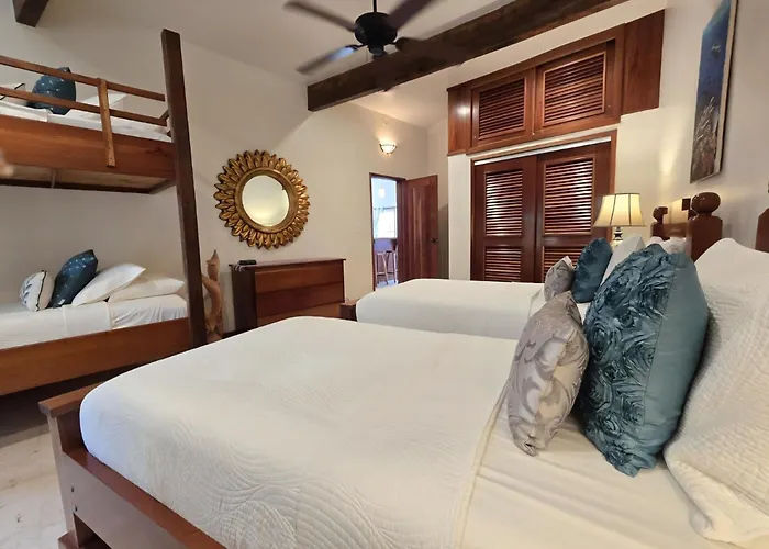Indigo Belize 1b * San Pedro (Ambergris Caye)